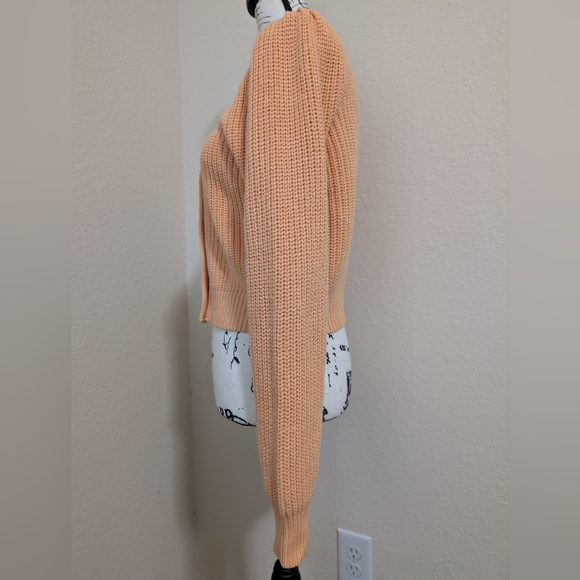 EUC•Jessica Simpson Peach Button-Up V-Neck Cropped Cardigan W/Extra Button•Small - Picture 9 of 11